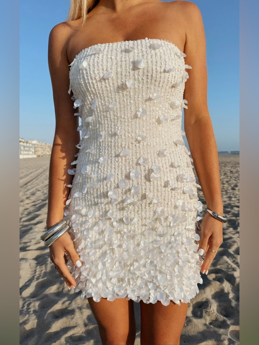 Show Me Your Mumu Savvy Tube Dress size Medium M white mini sequin shells
